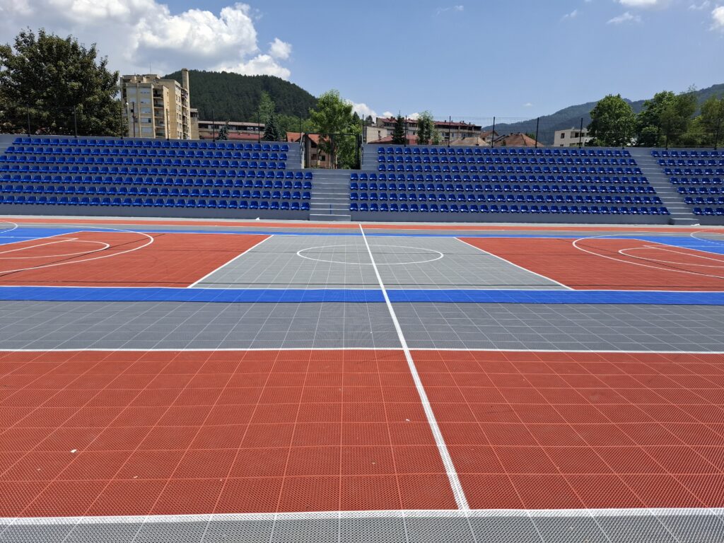 Радови на спортским теренима у Вишеграду одвијају се по плану